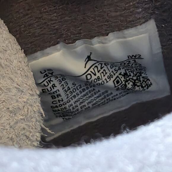 Air Jordan 4 Retro SE Mid Craft Pre-Owned Sz 4Y - Picture 8 of 8